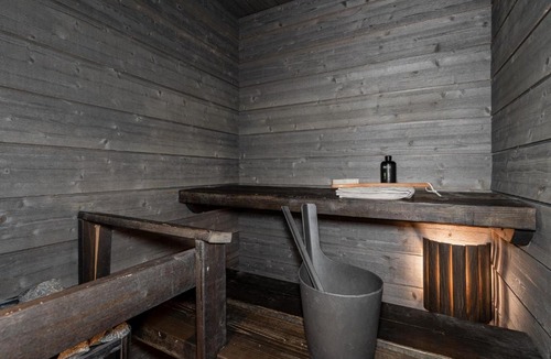 Muurame Apartment | Spacious & Cozy 2BR Cabin at Riihivuori Peak
