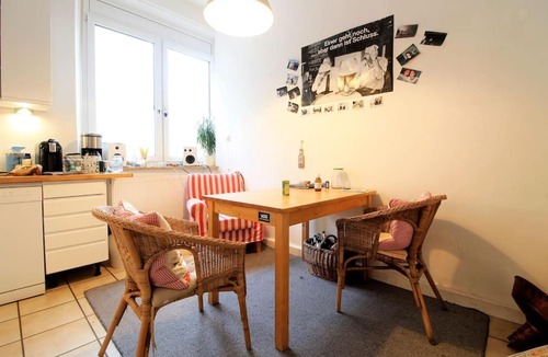 St. Vinzenz Apartment | SPACIOUS for BIG GROUPS OKTOBERFEST/BAUMA