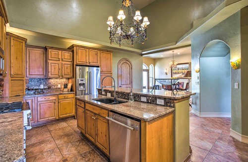 Redlands House | Spacious Grand Junction Home w/Mountain View