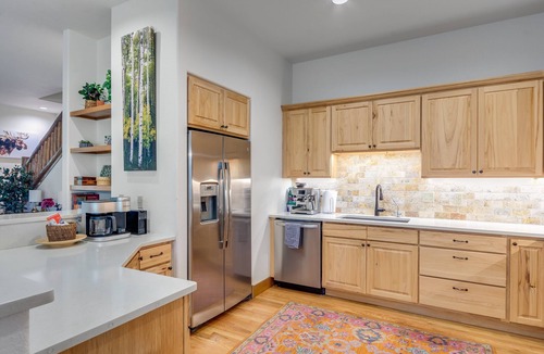 Steamboat Springs House | Spacious Home - Steps to Hot Tub - On the Ski Bus Line