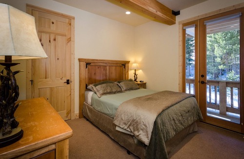 Saint Mary's House | Spacious Luxury Colorado Mountain Lodge! Perfect for Family Reunions & Retreats