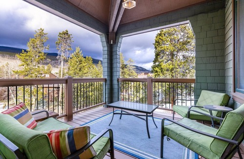 Keystone House | Spacious Luxury Townhome/Pool and Hot Tub Access/Recently Updated