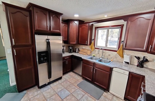 Fairplay Cabin | Spacious Mountain Home with Hot Tub on 10 Acres, Nearby Skiing