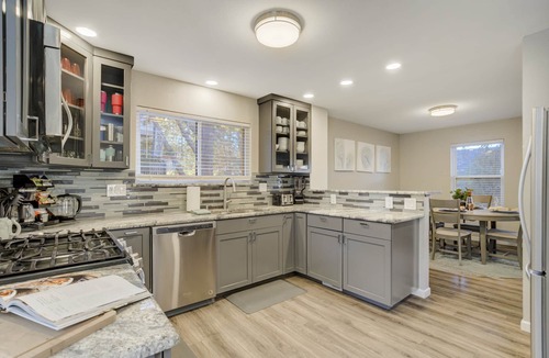 Rockrimmon House | Spacious Rockrimmon Getaway | Sleeps 14 | GameRoom