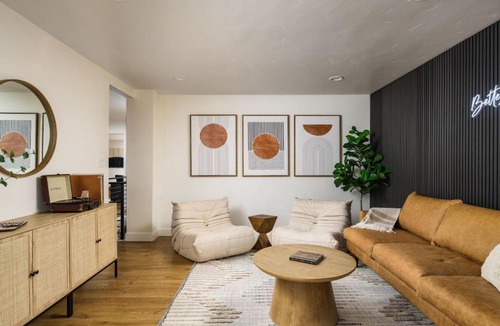 South Westminster House | Spacious Stylish Home w HotTub 12min to Downtown