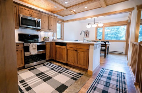 Keystone House | Springtime in the Rockies.but summer coming in hot!