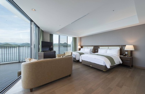 Suryuk Hotel | Stanford Hotel & Resort Tongyeong