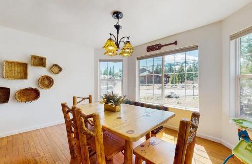 Mountain View Estates House | Stargazing Sunrise Sunset and Skiing