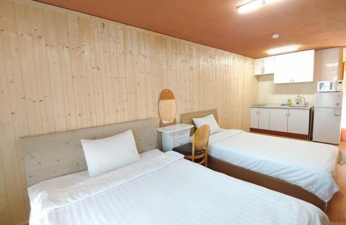 Aewol House | Starlight Oreum Pension
