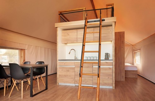 Aewol Apartment | STARVILLE