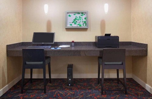 Louisville House | Stay at our modern extended stay hotel in Louisville, CO