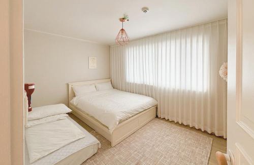 Eunpyeong-gu Apartment | Stay Login Stay near Hongdae, Gwanghwamun, DMC & Sungnyemun
