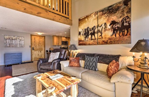 Steamboat Springs House | Steamboat Ski Getaway w/Balcony & Resort Views!