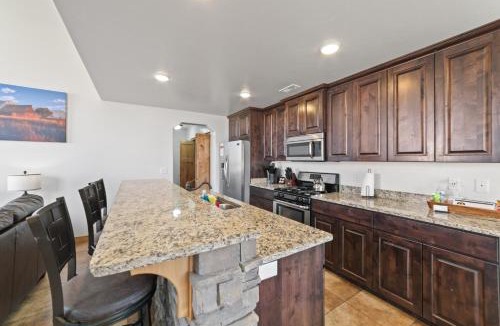 Moab South Valley House | Steel Bender Villa - Pool, Hot Tub, Rim Views