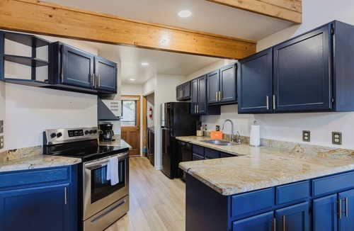 Pagosa Springs House | Steps from Lake Pagosa | A/C | Dogs Welcome | Mountain Townhome
