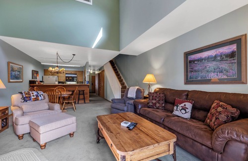 Mountain House Condo | Steps to the lifts - Slopeside Keystone Condo!