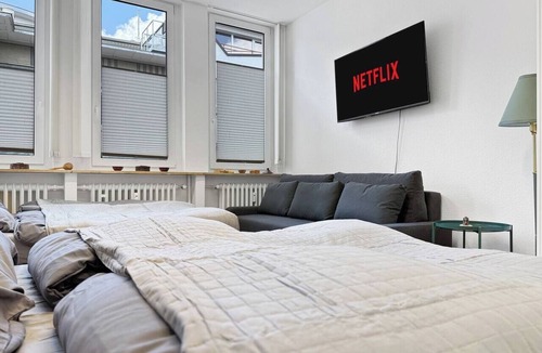 Rathaus Apartment | Stgt Apt – 12 Pers. nahe Schlossplatz