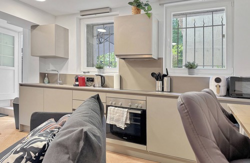 Lehen Apartment | Stgt Gartenwohnung mit Patio – 4 Pers.
