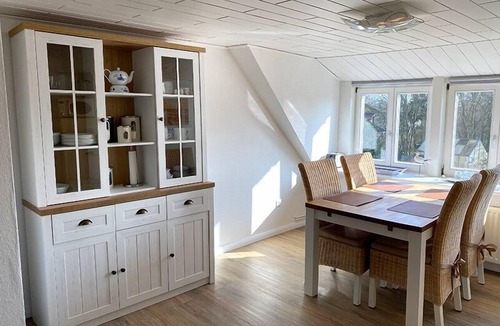 Fedderswarf Apartment | Strandkrabbe – Apartment, upper floor; shared washing machine and parking space.