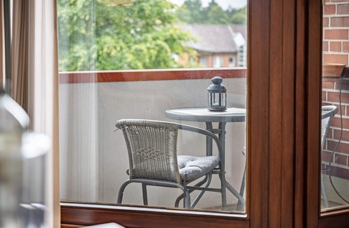 Ronnau Apartment | Studio Apartment “Bublitz” with Wi-Fi, Balcony, Sauna & Pool