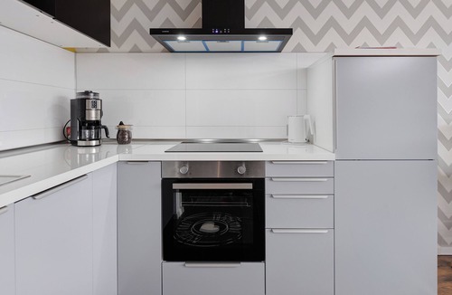Kappel Apartment | Studio Apartment 'Ferienwohnung Sally' with Mountain View and Balcony