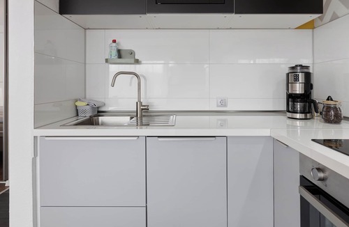 Kappel Apartment | Studio Apartment 'Ferienwohnung Sally' with Mountain View and Balcony