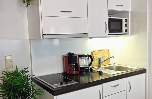 Sindelfingen Apartment | Studio-Deluxe-Private Bathroom