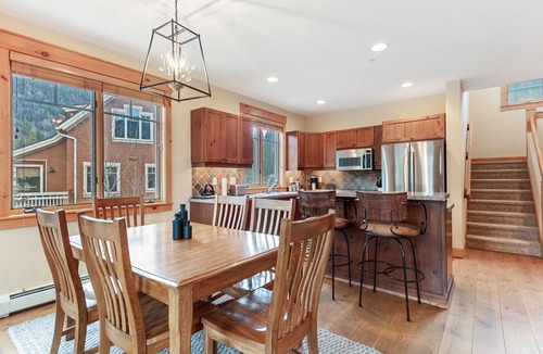 Keystone House | Stunning 3 BR Townhome in Keystone! Enjoy the complex hot tub after a long day o