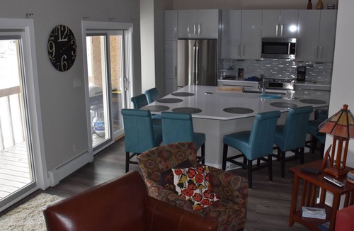 Frisco Condo | Stunning FULL Remodel 3 Bdrm 4 Bath + Loft *HUGE 1887 sqft.*1 Block to Free Bus