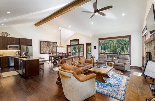 River Run House | Stunning New Luxury Townhome/Great Location/Private 2-car Garage