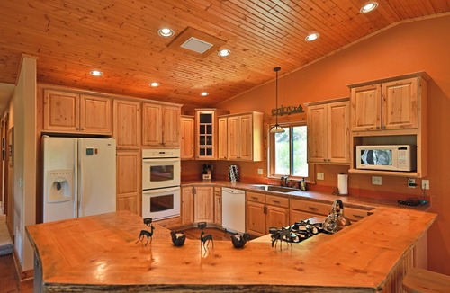 Grand Lake House | Stunning Vacation Home in Charming Town of Grand Lake - 5 Star Reviews - Hot Tub