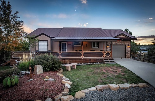 Lake Hatcher Park House | Stunning views of the majestic San Juan National Forest