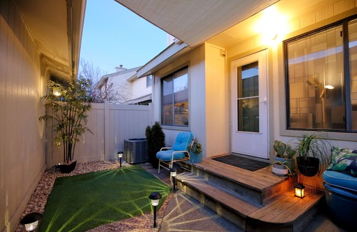 Grand Junction House | Stylish 2 Bedroom Spacious Townhouse in Grand Junction with AC