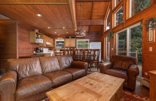 Warrior's Mark House | Summit View Chalet Duplex: Cozy, Close To Town/Slopes