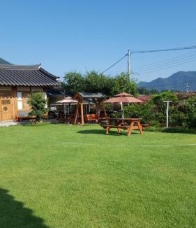 Nagan-myeon House | Suncheon Sagyejeol Haeoreum Hanok Pension