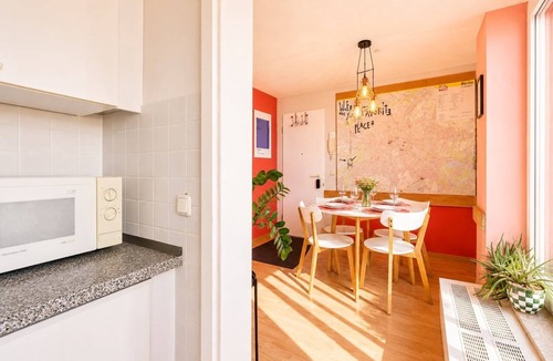 Schoenefeld Apartment | Sunny Hideaway (60sqm) near BER Airport