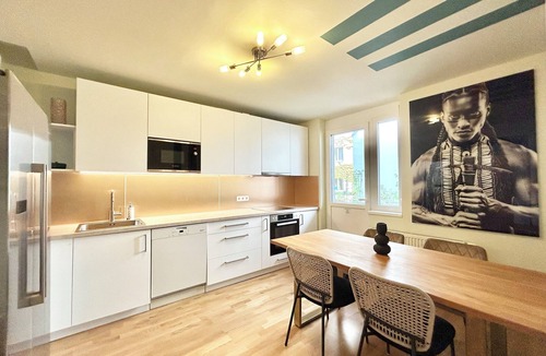 Landstrasse Apartment | Superb 2-Bedroom Apartment 1-Minute from Stadtpark
