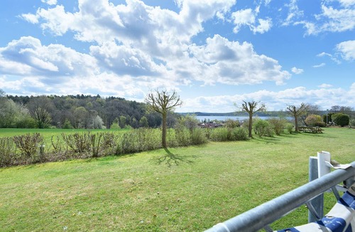 Enderndorf am See Apartment | Superior Apartment with Dog – Lake View, Balcony, Self Check-in
