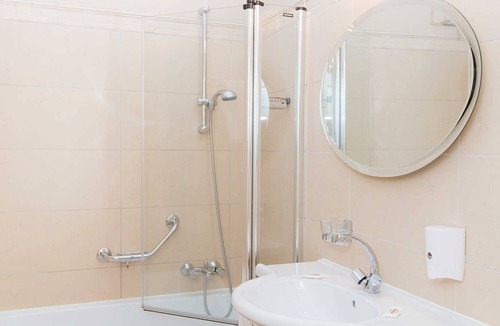 Innere Stadt Bed & Breakfast | Superior double or twin room - Pension Nossek *
