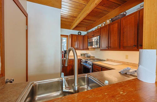 Keystone Hotel | Tennis Townhome 2 Bed 2.5 Bath