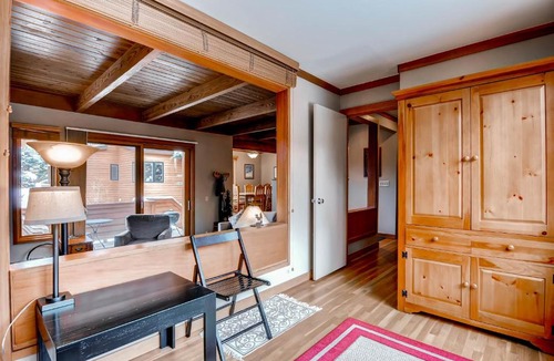 Keystone House | Tennis Townhomes 1331