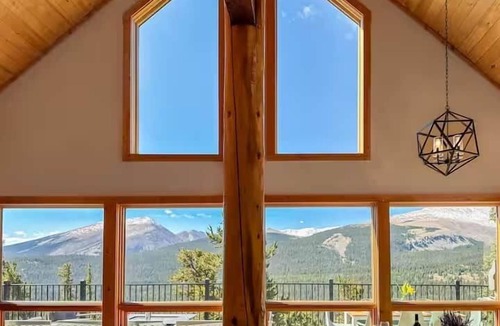 Valley of the Sun House | The Alpine-Fairplay, CO, Million dollar views! Hot tub, pool table, nestled on an acre!