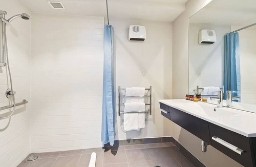 Queenstown Apartment | The Alps Studio - Cosy one bed right in the centre of Queenstown