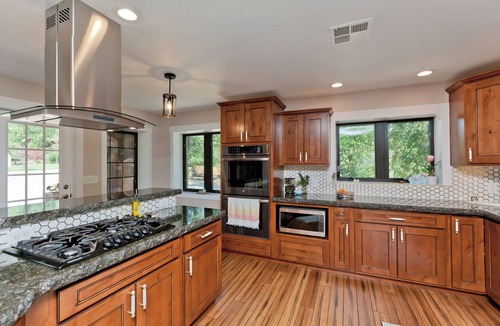 Grand Junction House | The Beatrice Estate Hot Tub Pool Guest House Family