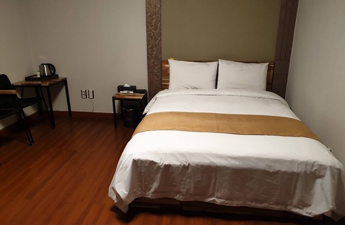 Gyo-dong Hotel | The Beauty Hotel