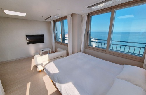 Haeundae Hotel | The First Ocean Songjung