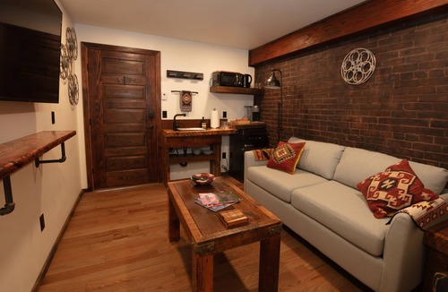 Silverton Hotel | The Frenchman Suites