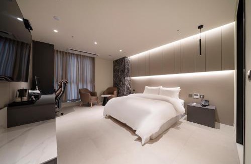 Guwol-dong Hotel | The Gleam Hotel