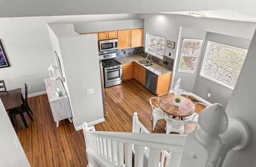 Monument House | The Guest House at Monument