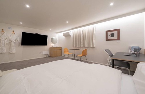 Cheongju Hotel | The Hyoo-Sik AANK Cheongju Uam